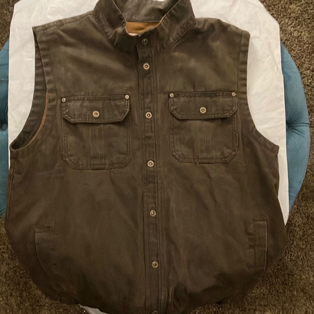 Legendary Whitetails Dark Brown Vest